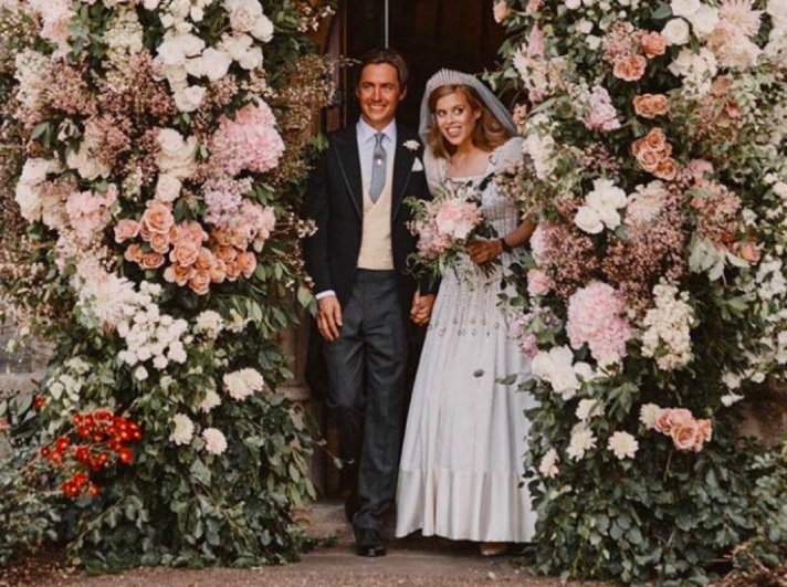 British Princess Beatrice wore grandmother's vintage gown and tiara at wedding