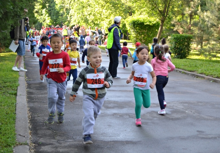 NEWS: Young Almaty residents have overcome their first running meters