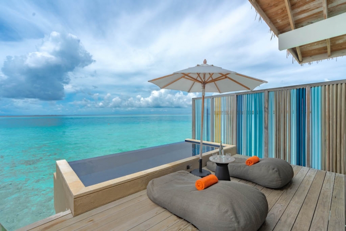 Crossroads Maldives invites travelers to extend the summer on the islands