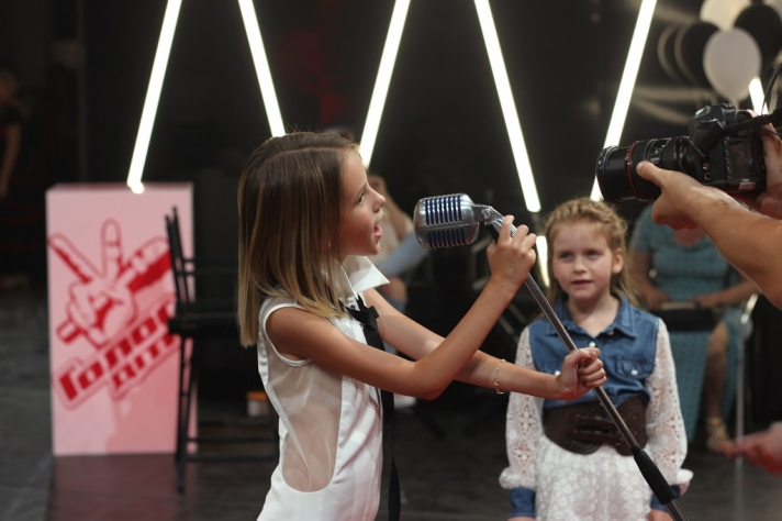 NEWS: A ten-year-old girl from Almaty unfolded the chairs of all the judges on the show «The Voice kids. Ukraine»