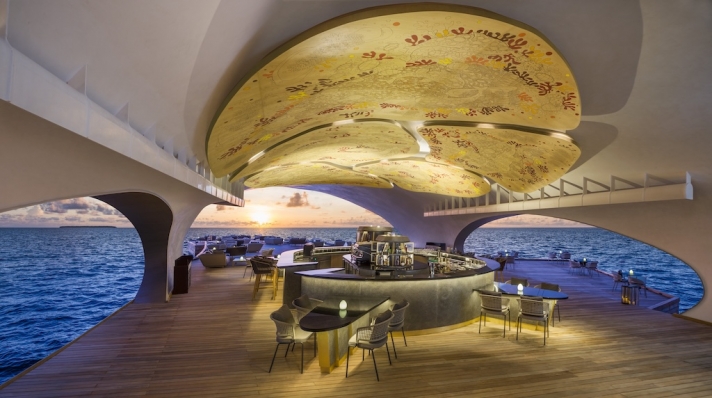 The Art of Mixology with Eidy Smith at The St. Regis Maldives Vommuli Resort