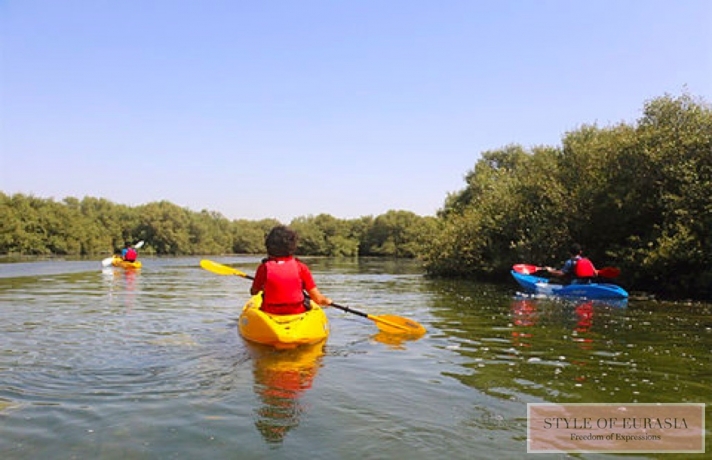 Special kayaking in Ras Al Khaimah with Challenging Adventure