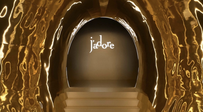 The Dior J'adore exhibition